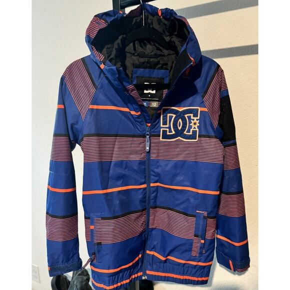 DC shoe company winter skiing/snowboarding coat size 12 waterproof cold‎ - Picture 1 of 5